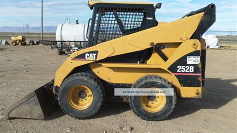 cat skid steer 252b3|cat 252b skid steer specs.